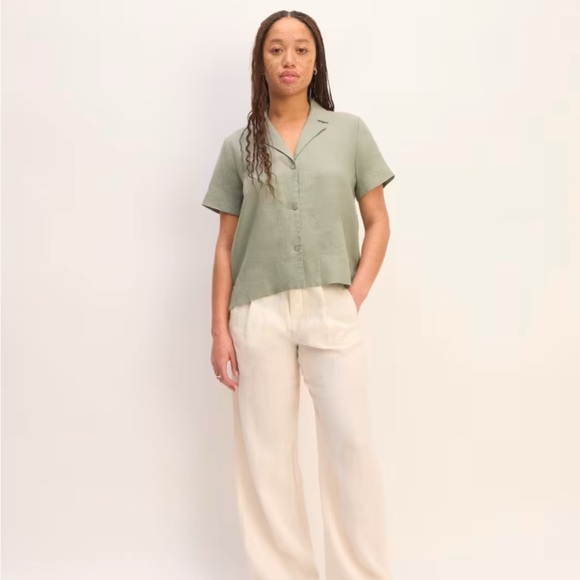 Everlane Notch Linen Green Sage Collared Button Front shirt size small - Picture 2 of 7